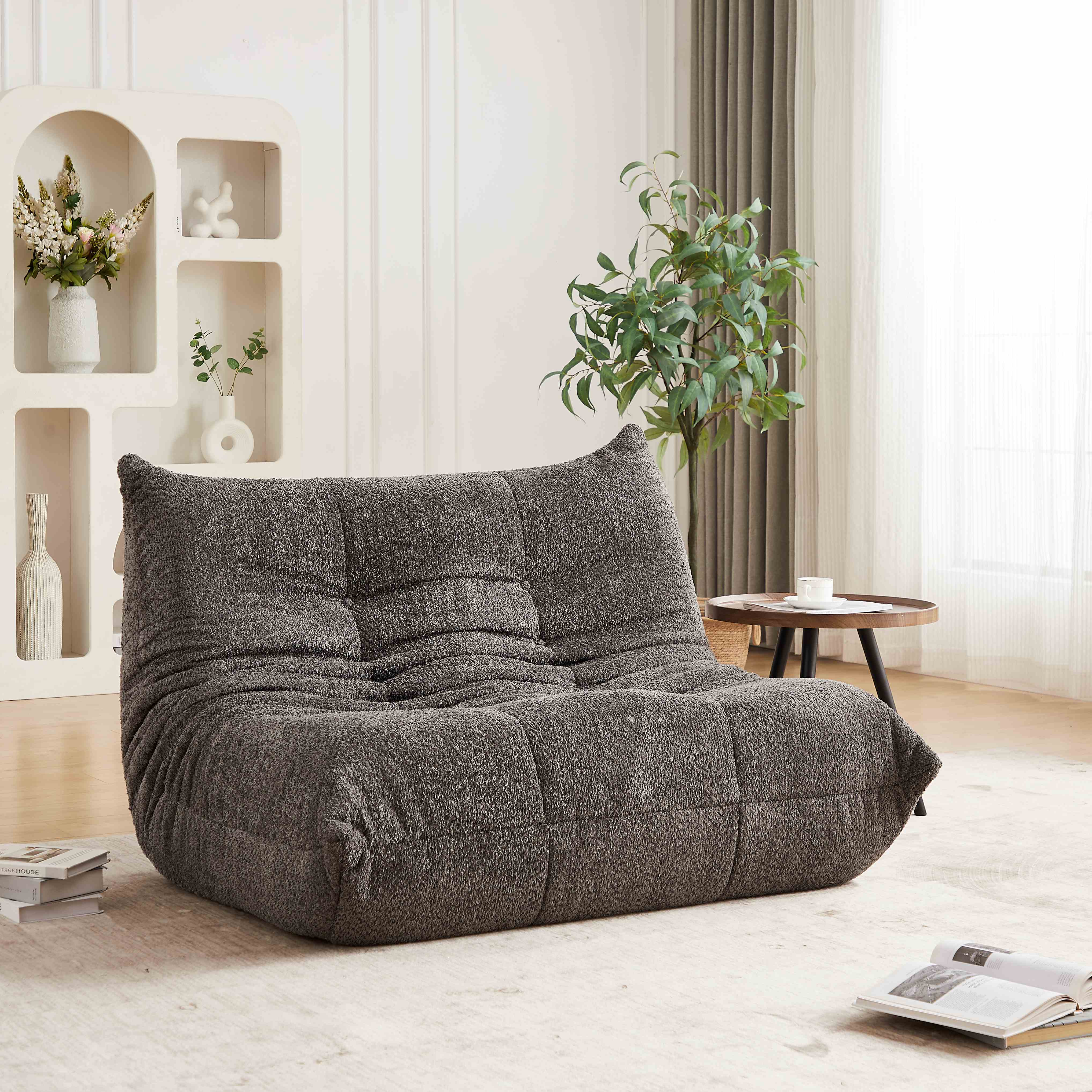 Fauteuil sac de siège Togo en chenille gris, vue d'ensemble