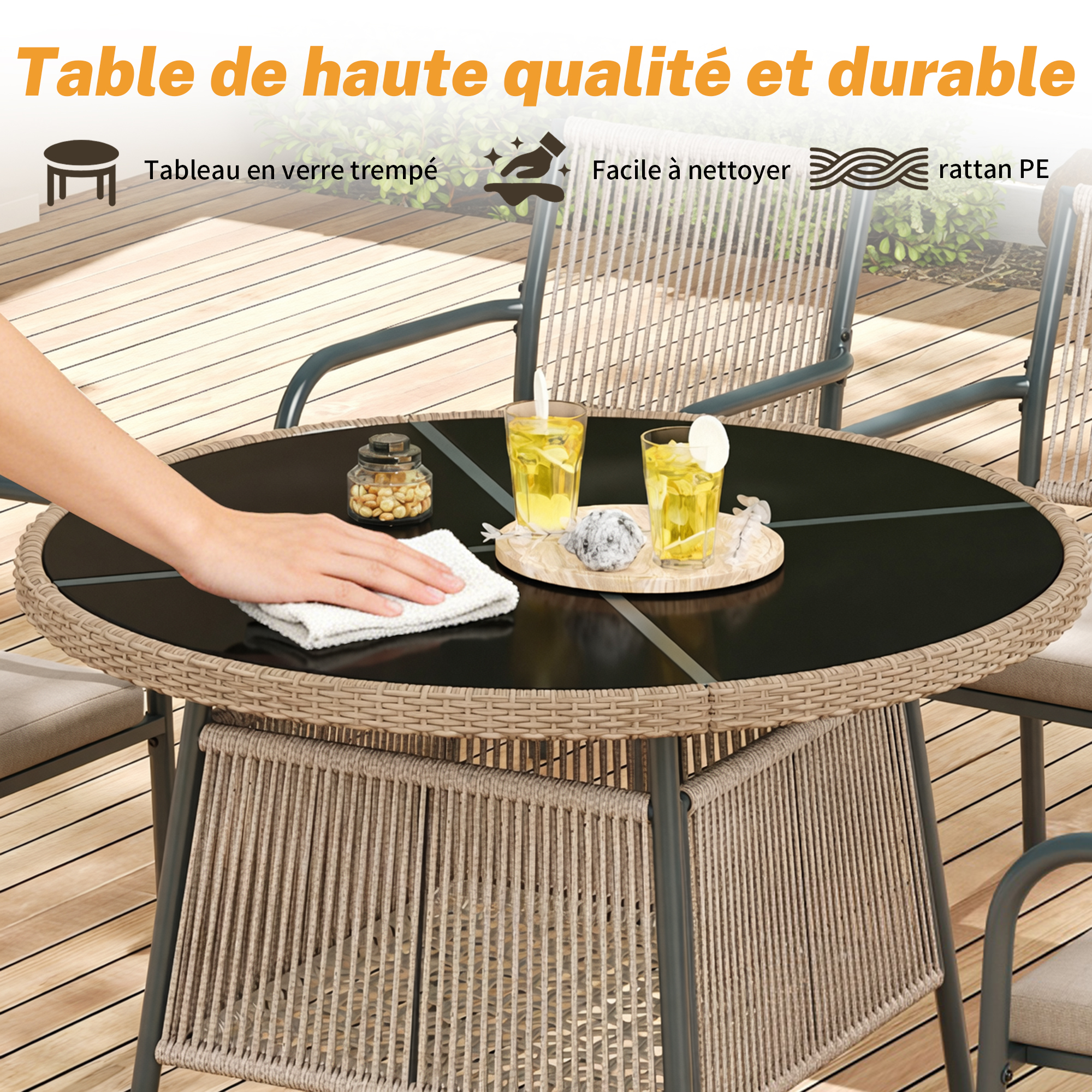 Mobilier de jardin marron
