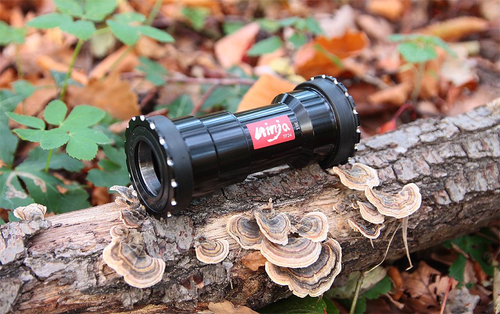 ninja BB841t-41 bottom bracket token