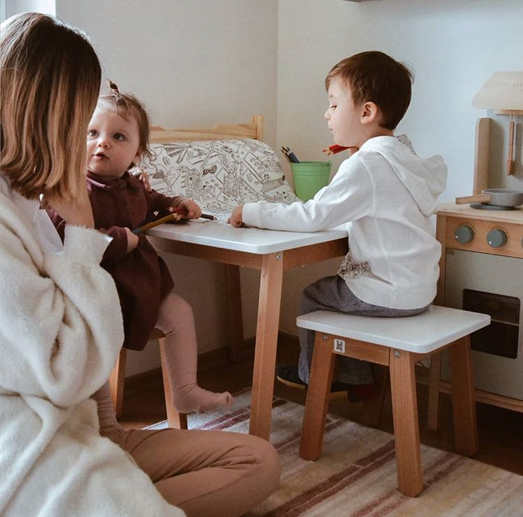 Kinderstuhl Weiß