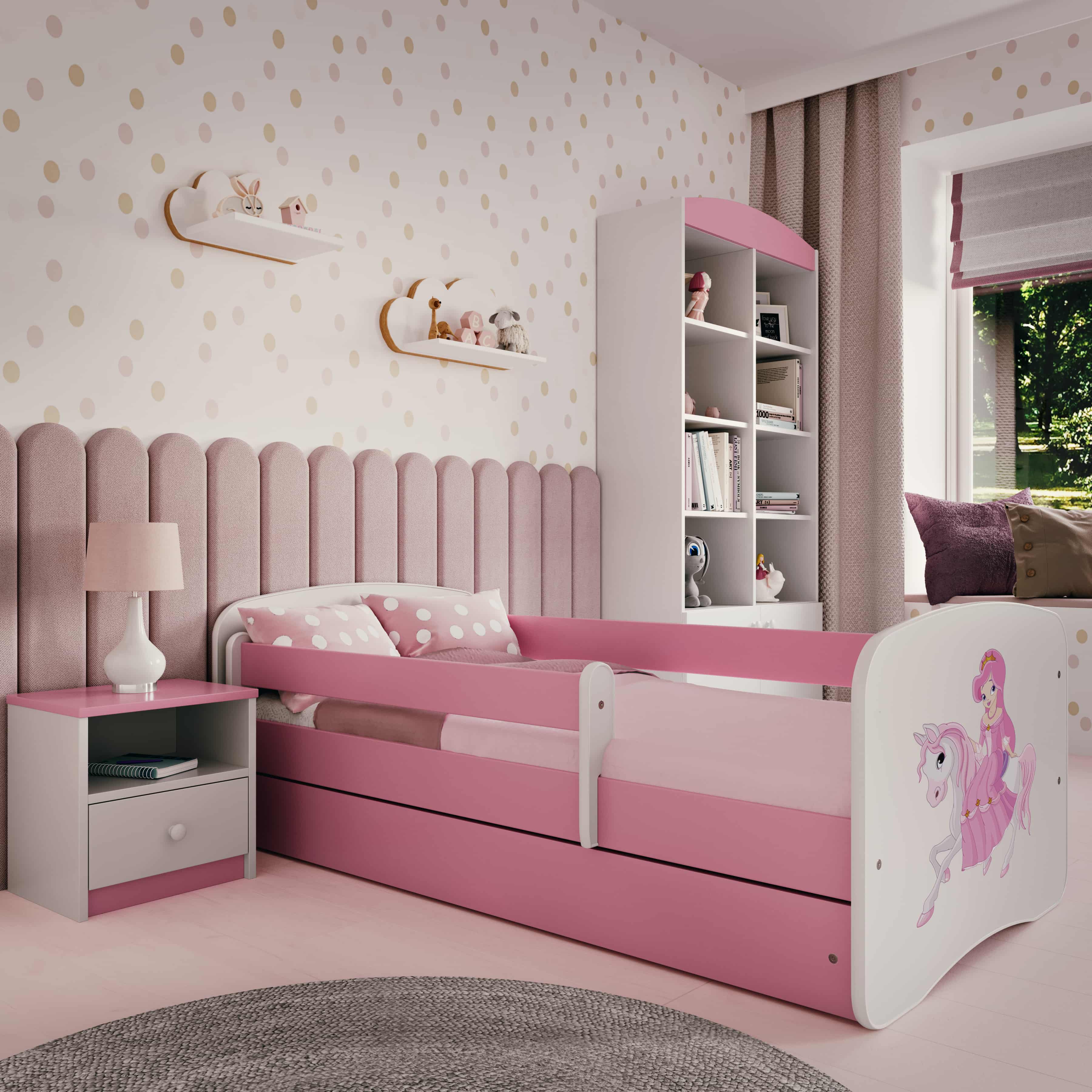 Lit enfant rose, motif princesse à cheval