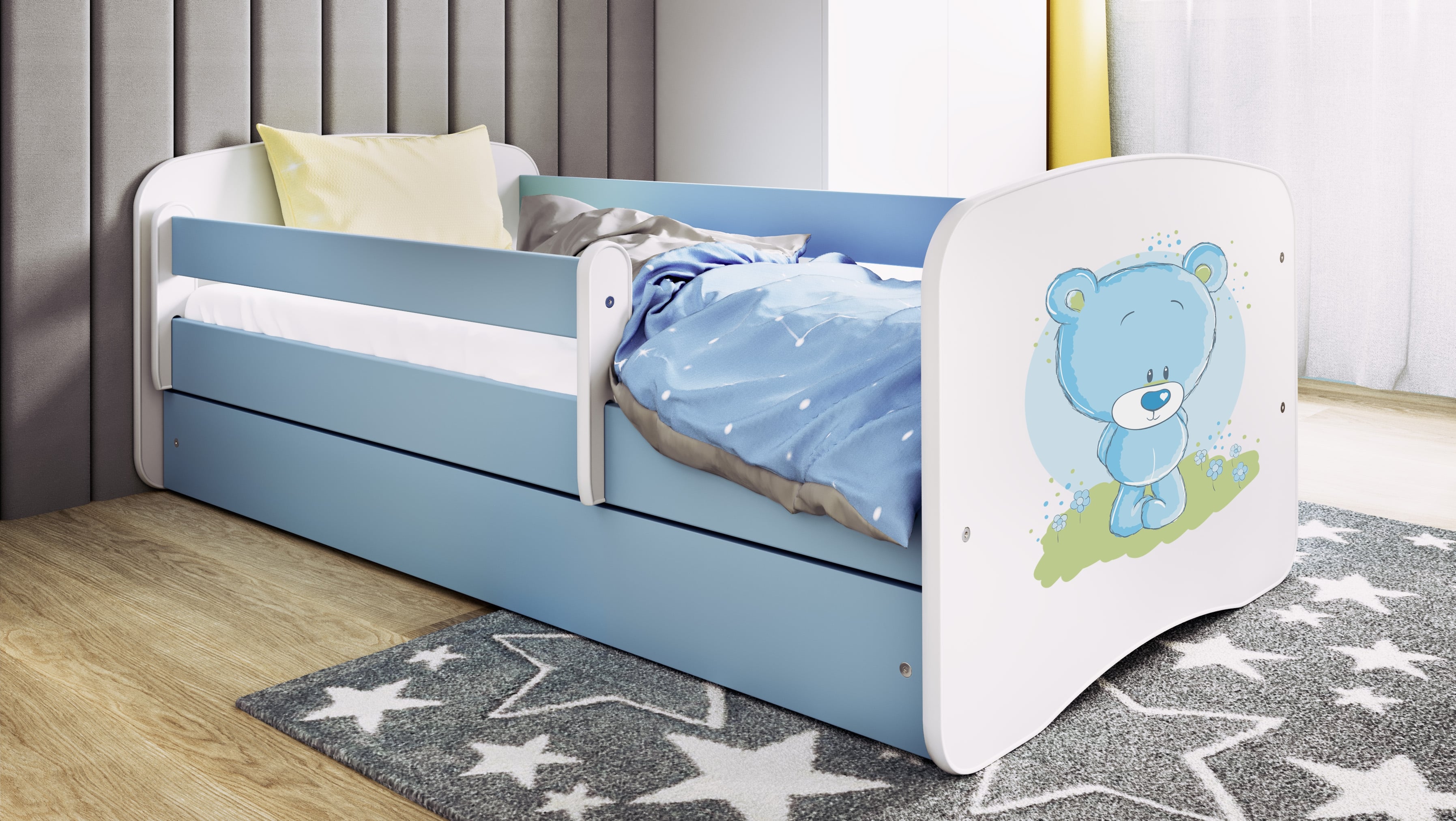 Lit enfant bleu, motif ourson bleu et fleurs
