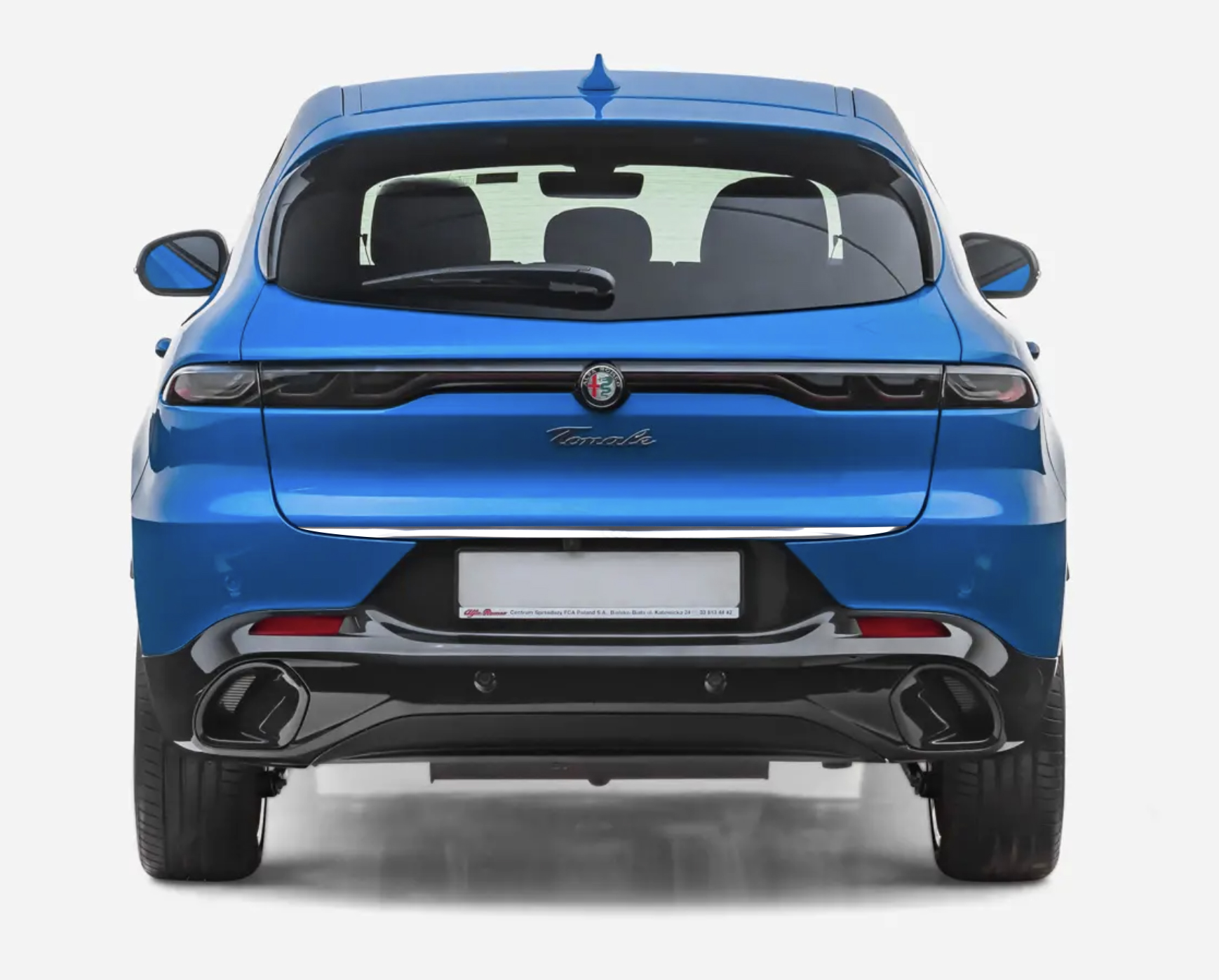 Detalle de la tira cromada para la parrilla Renault Talisman