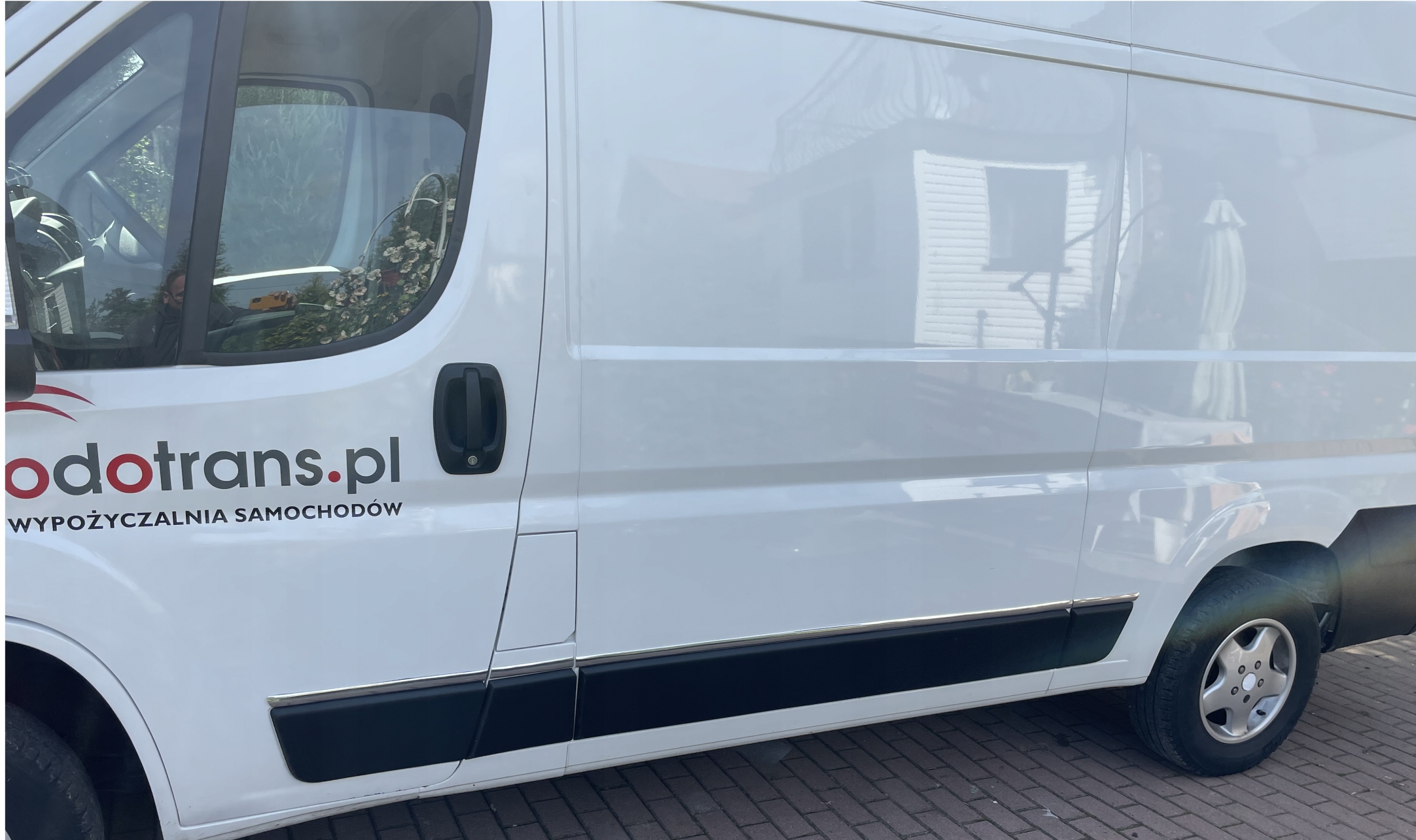 Installation von CHROM-Leisten für Peugeot BOXER