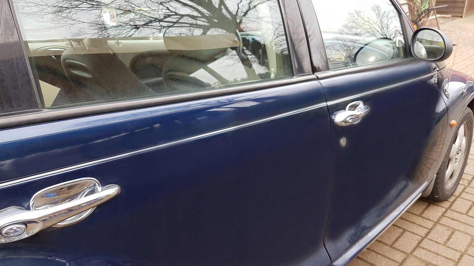 Molduras laterales cromadas en Chrysler PT Cruiser