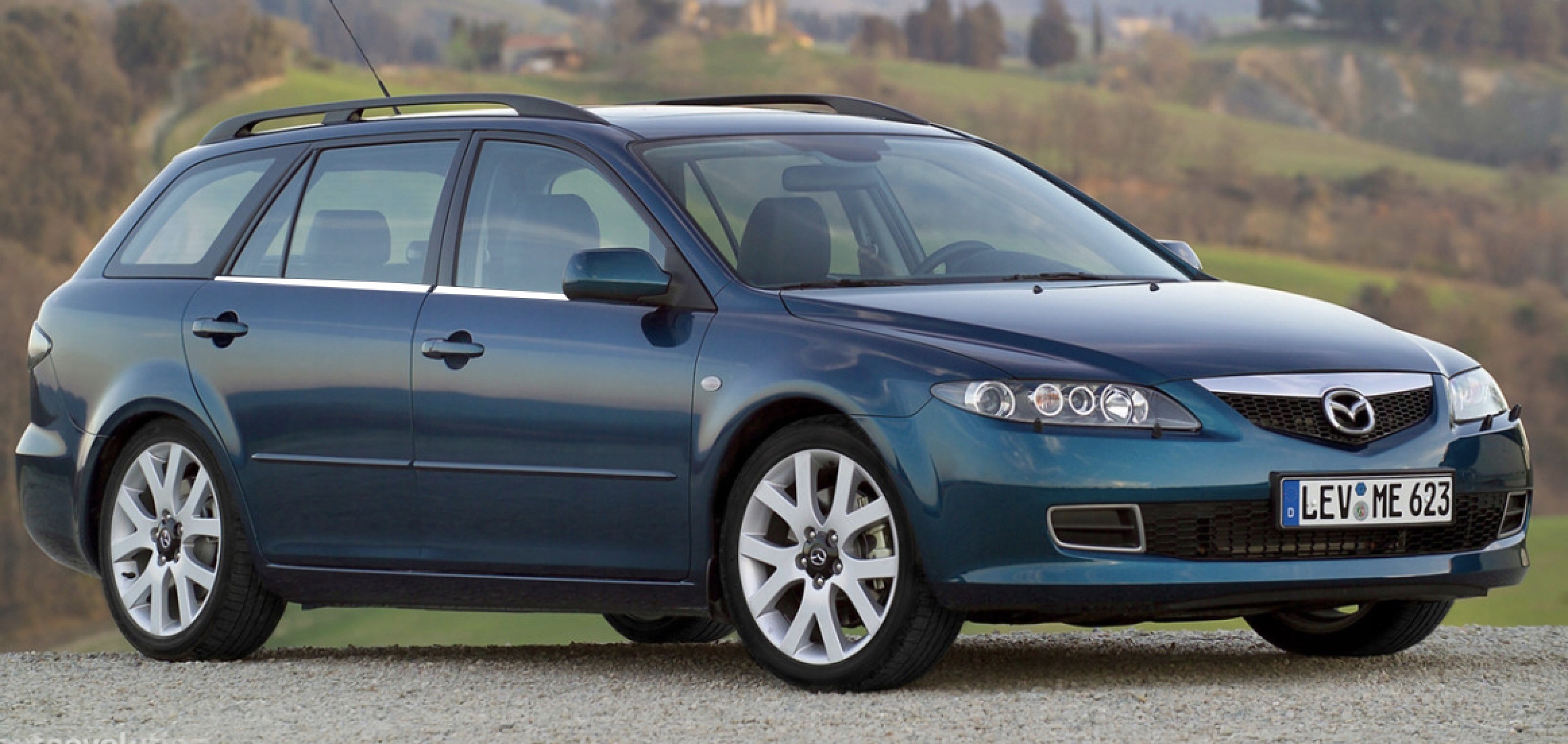 Modanature laterali cromate per Mazda 6 I Station Wagon - dettagli