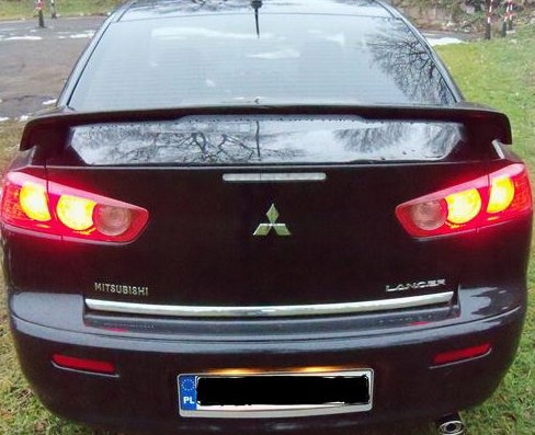 Embellecedor cromado para la tapa del maletero Mitsubishi Lancer X