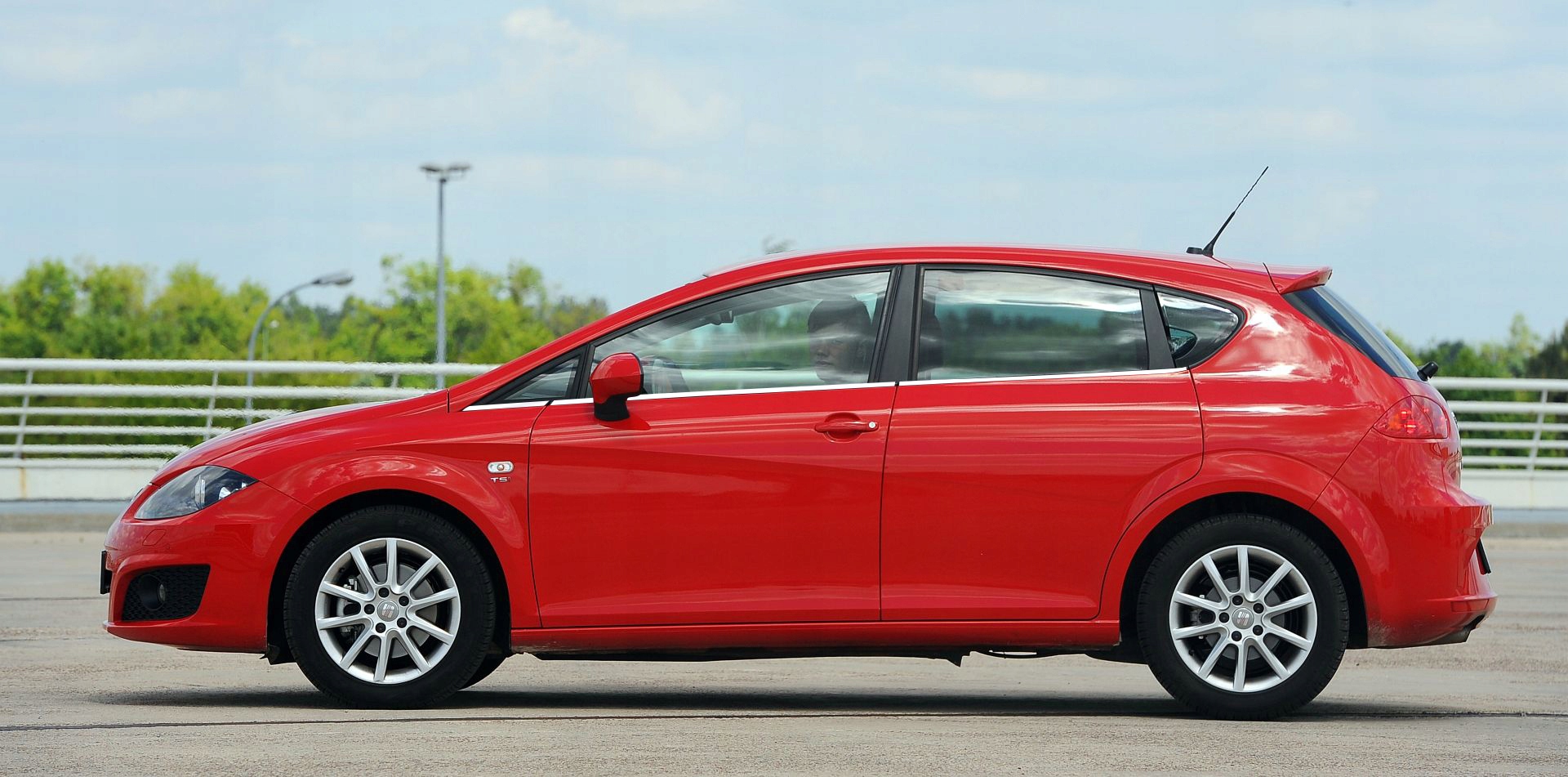 Modanature laterali CROMATE SEAT Leon 2 HB