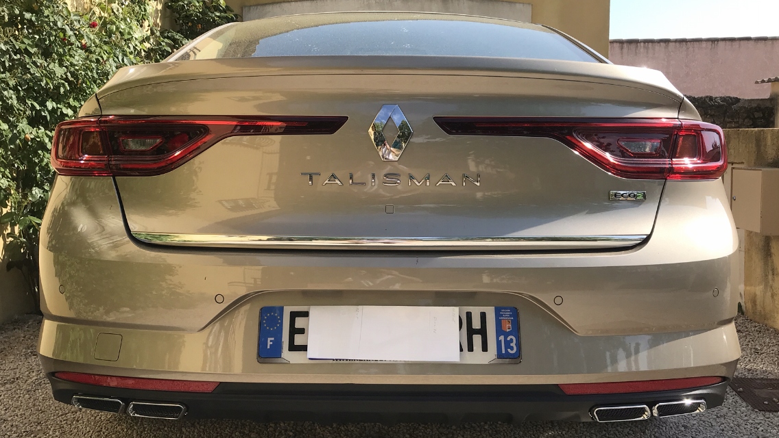 Tira cromada para la parte trasera del Renault Talisman