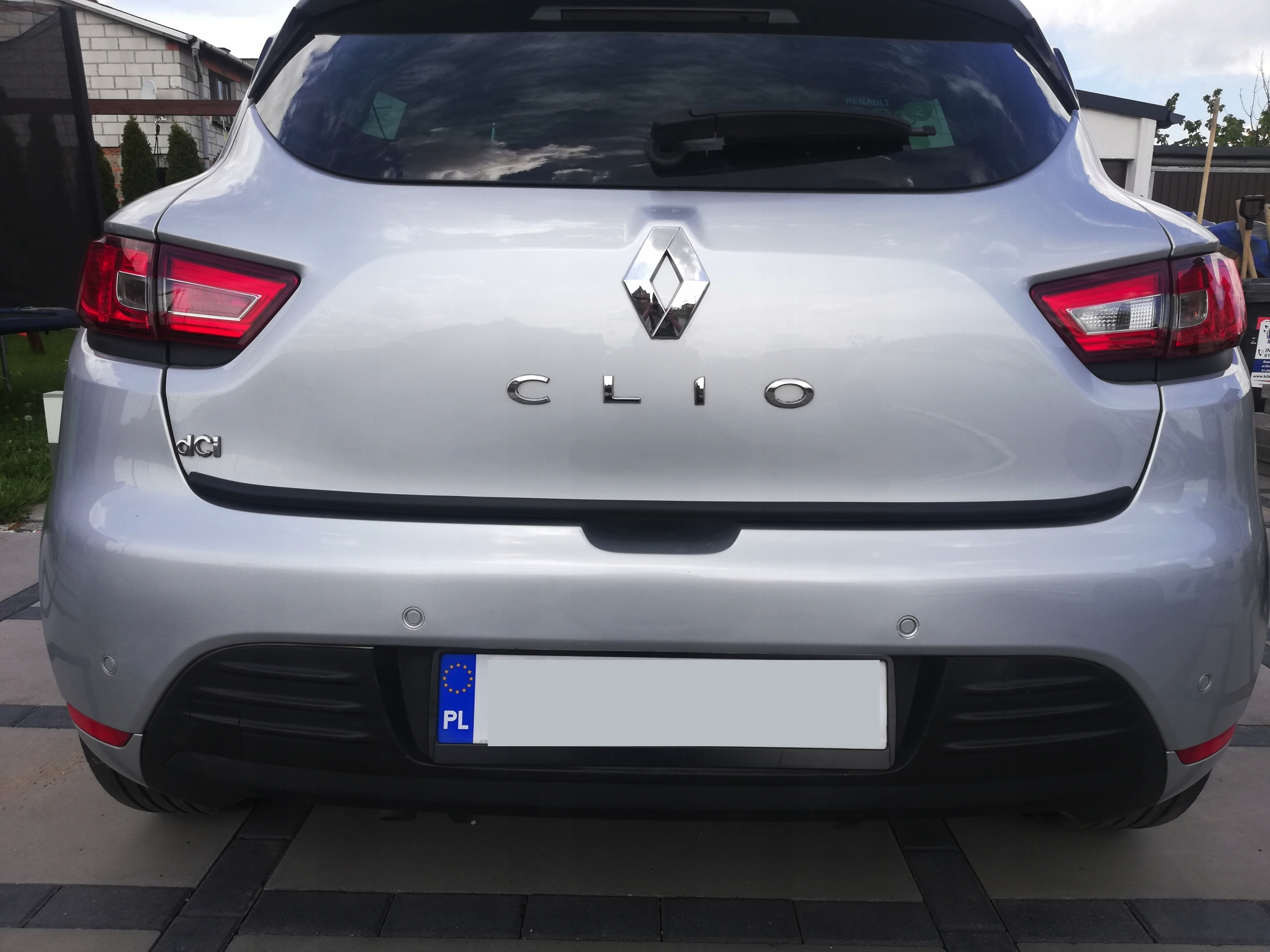 Tira para portátil – Renault Clio IV