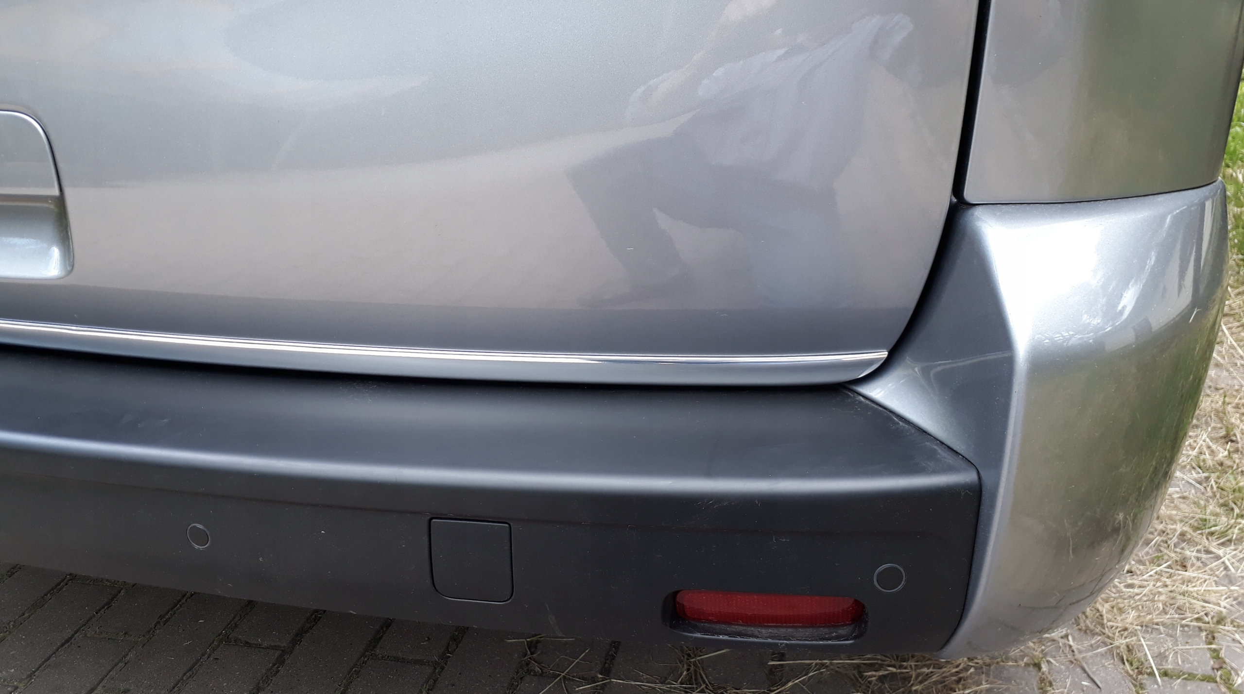 Chrome strip - view 1