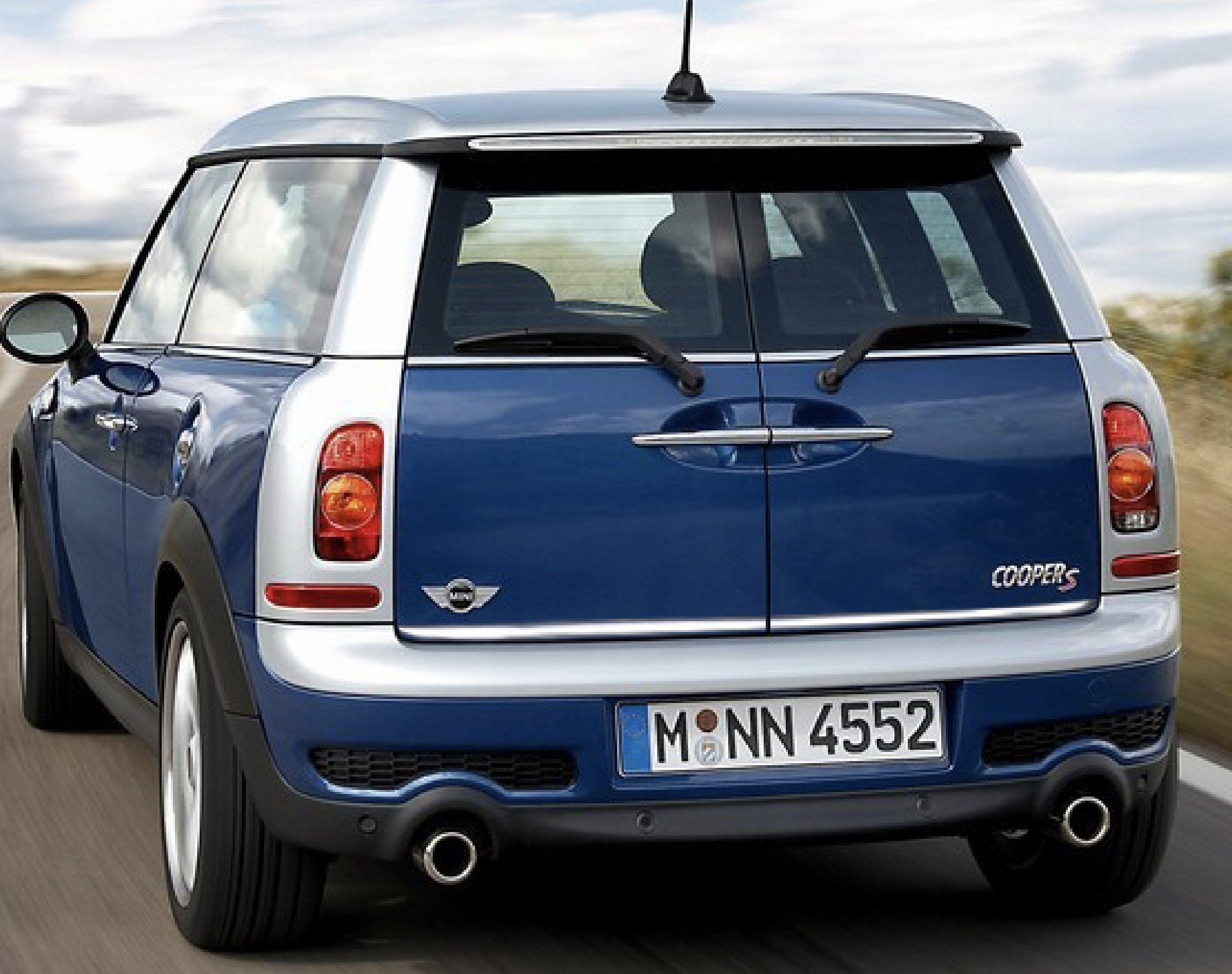Installation der Chromleiste für den Mini Cooper Clubman R55