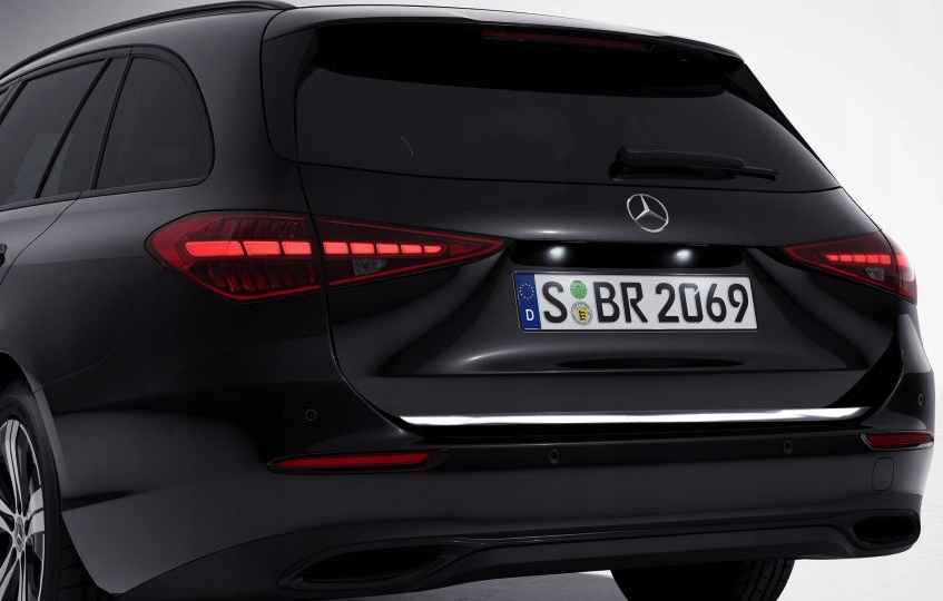 Striscia cromata per Volvo - installazione