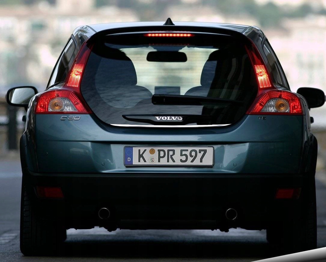 Tira cromada para Volvo C30 - detalles de fabricación