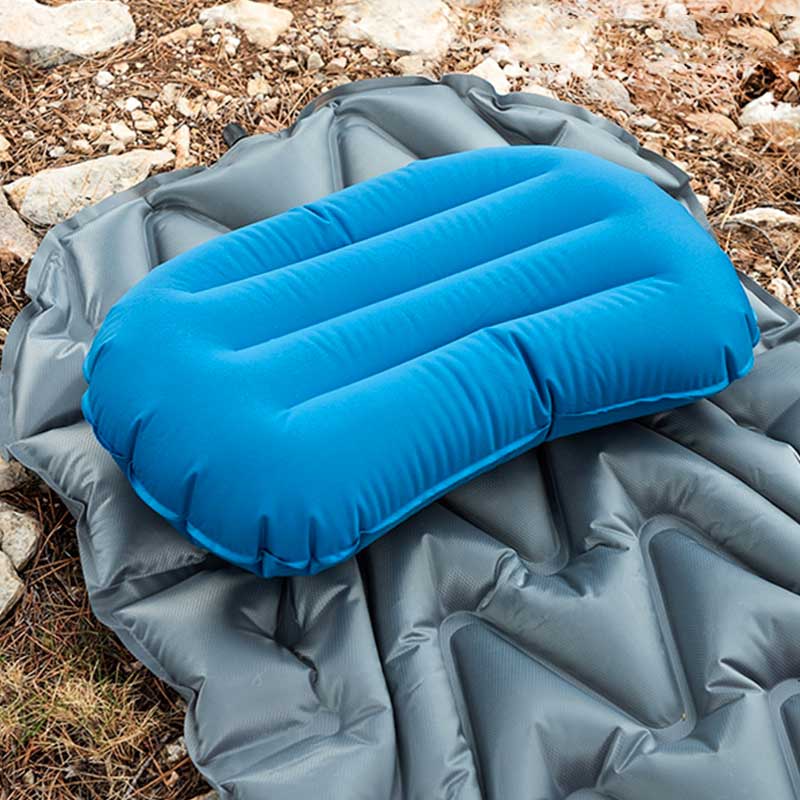 Matelas et Oreiller Gonflables