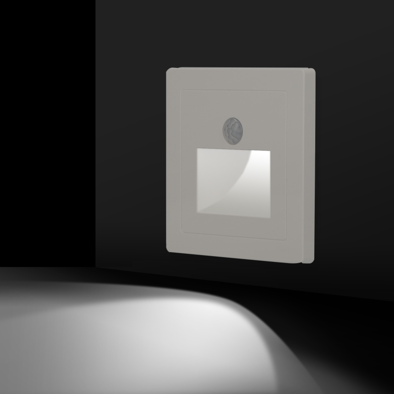 Lampe escalier LED - détection de présence rayon 4 mètres