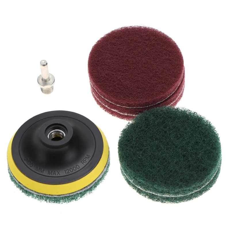 Nettoyage efficace sur carrelage avec la brosse perceuse - action sans rayure