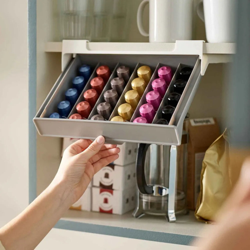Tiroir à capsules de café sous étagère