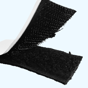 Kit de fixation pour couverture solaire de piscine