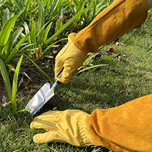 long sleeve gardening gloves