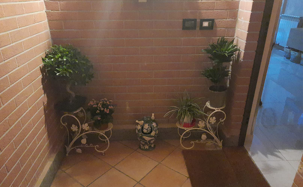 Scaffale per piante in Ferro battuto Portavasi da balcone in Metallo Portapiante retrò 4 ripiani