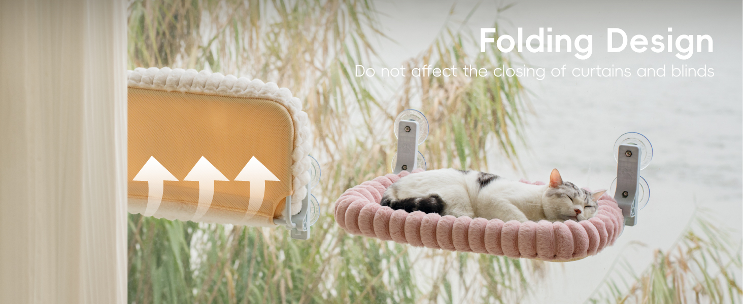 Le texte indique « Design pliable » avec des flèches blanches vers le haut. Montre un lit pour chat monté sur une fenêtre avec un coussin rayé contre une fenêtre lumineuse.