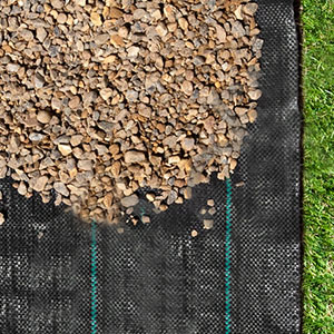 bache potager anti mauvaise herbes