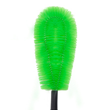 Plumeau vert vif à long manche.