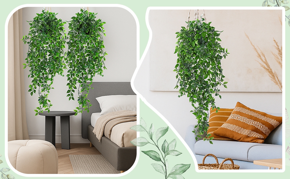 Image divisée montrant des plantes artificielles suspendues dans deux décors intérieurs : l'un à côté d'un lit et l'autre dans un salon avec des éléments décoratifs.