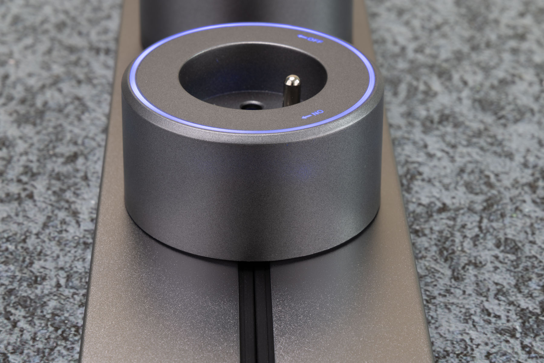 Rail électrique modulable Orium avec prises et module USB