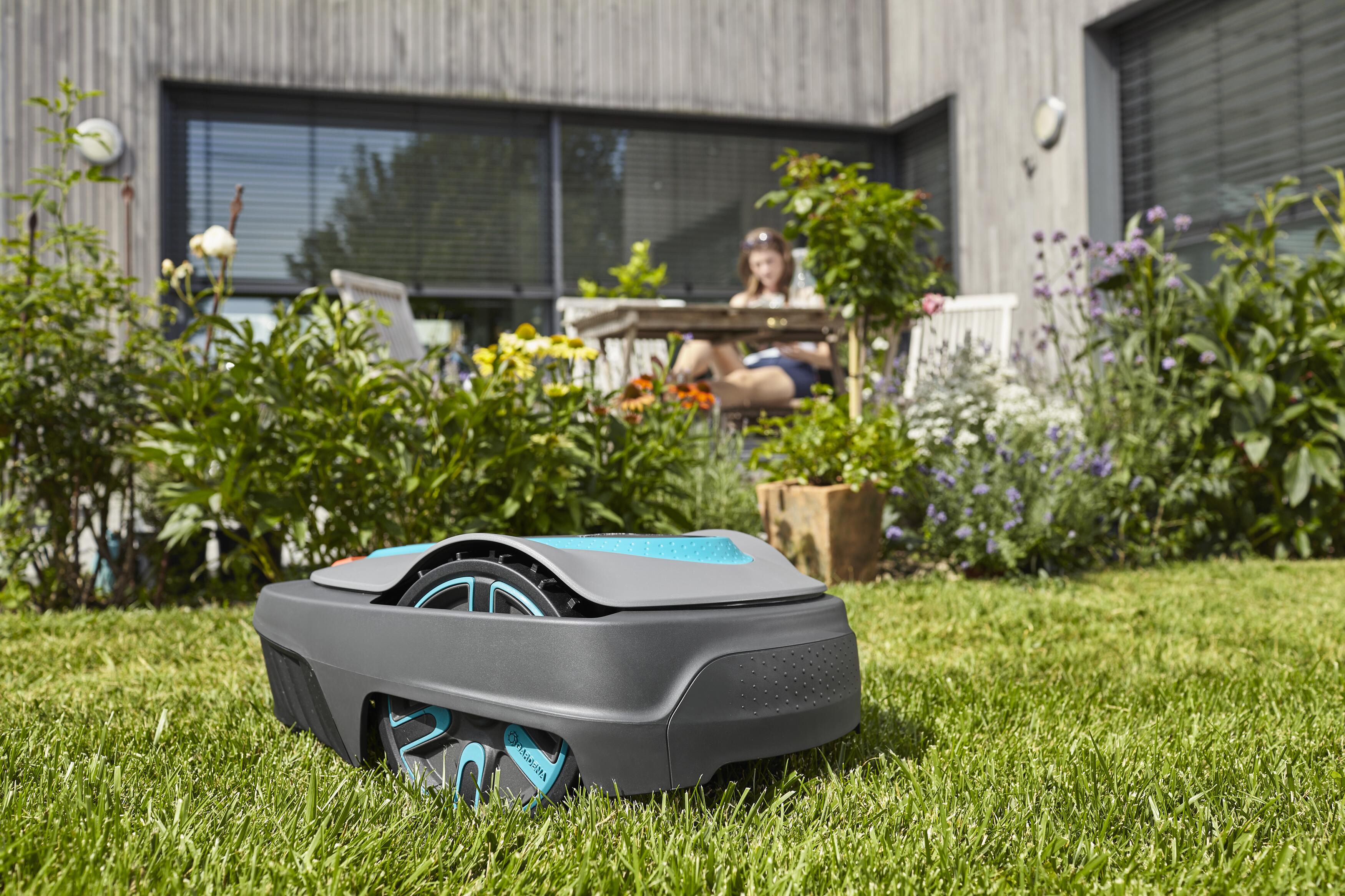 GARDENA SILENO City 250. Tondeuse Robot Connectée Bluetooth® (15001-26). -Flore Riche Soldes Magasin
