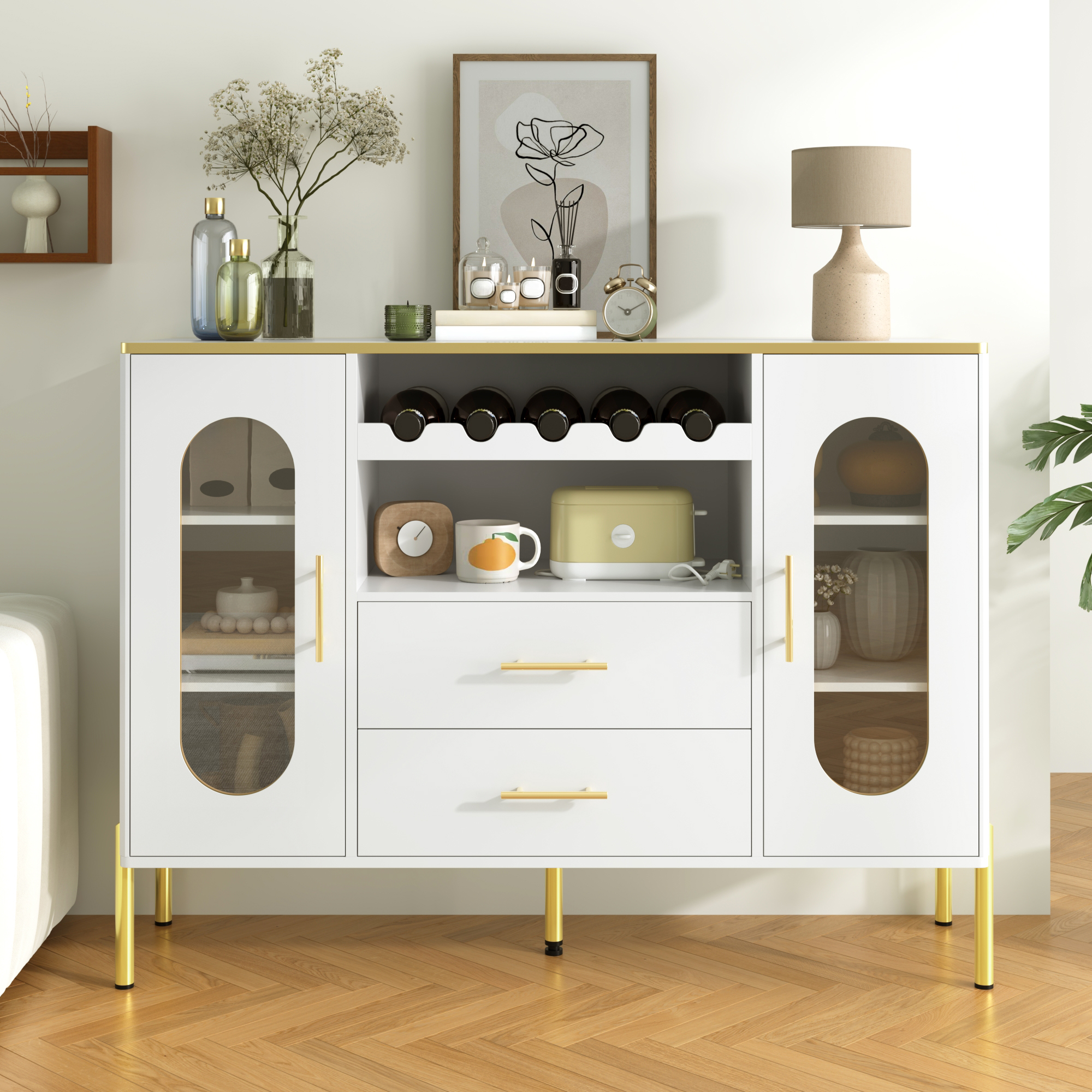 Buffet blanc or portes verre fermé élégant
