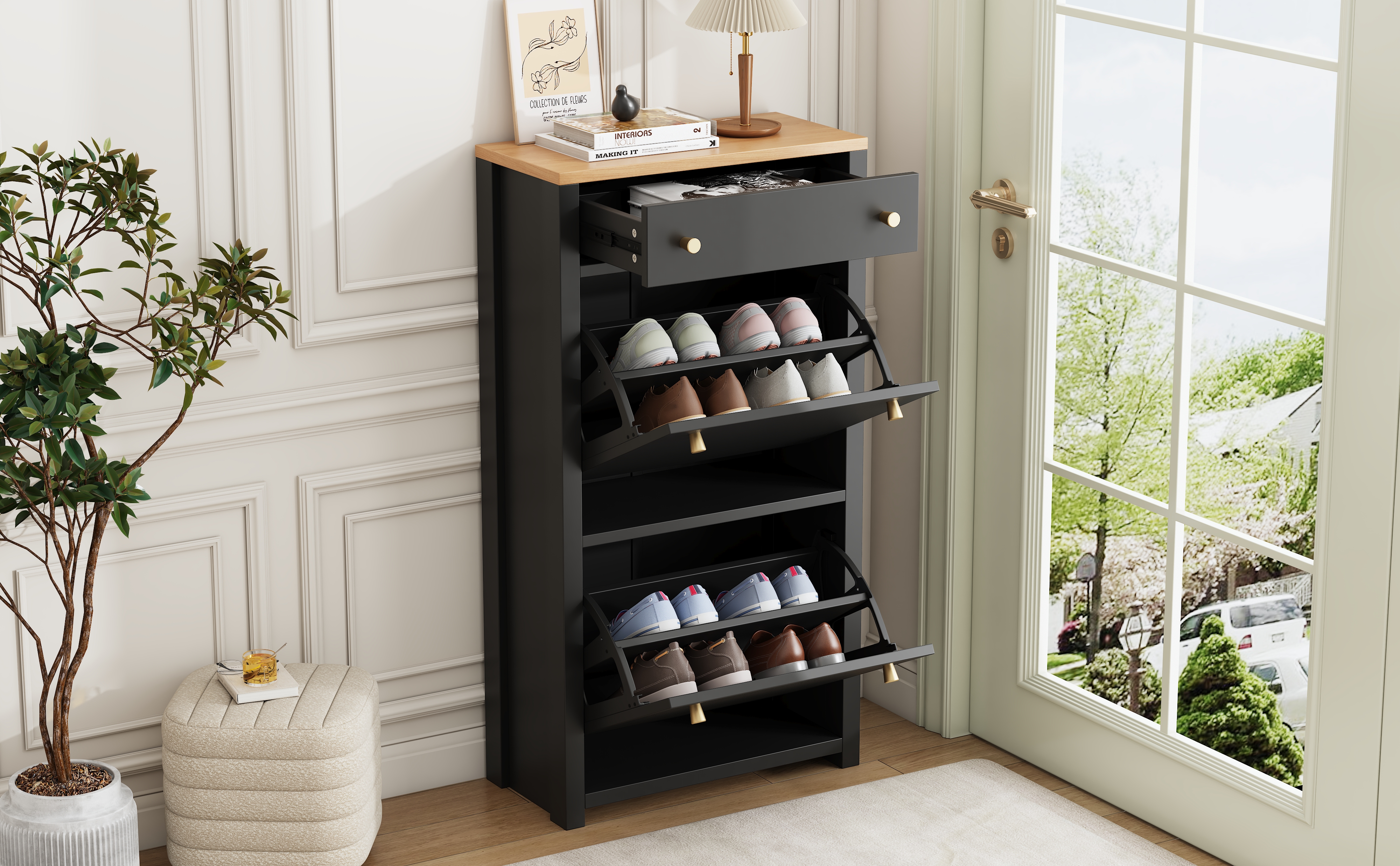 Meuble à chaussures noir et bois naturel avec 1 tiroir, 2 portes abattantes et étagères réglables