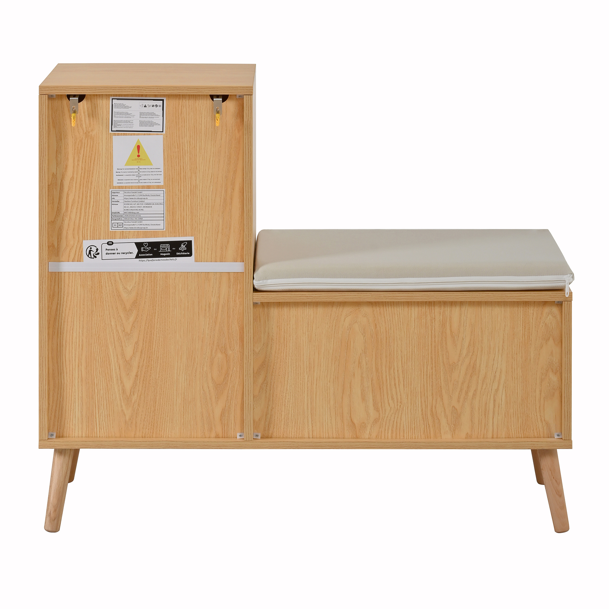 Banc avec porte ouverte