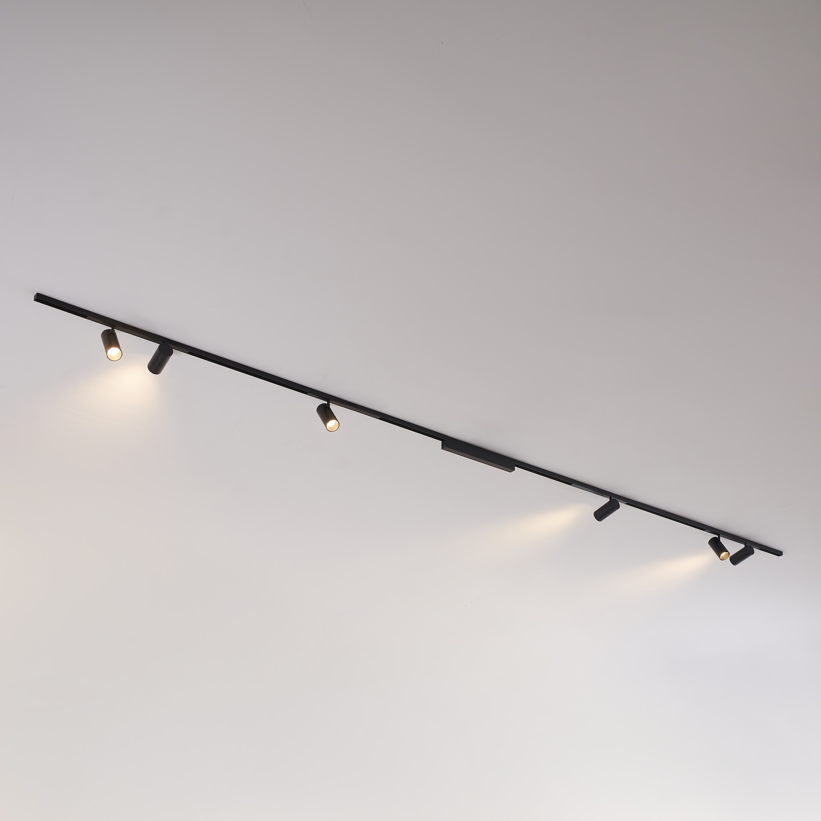 Plafonnir rail 562703 Overview