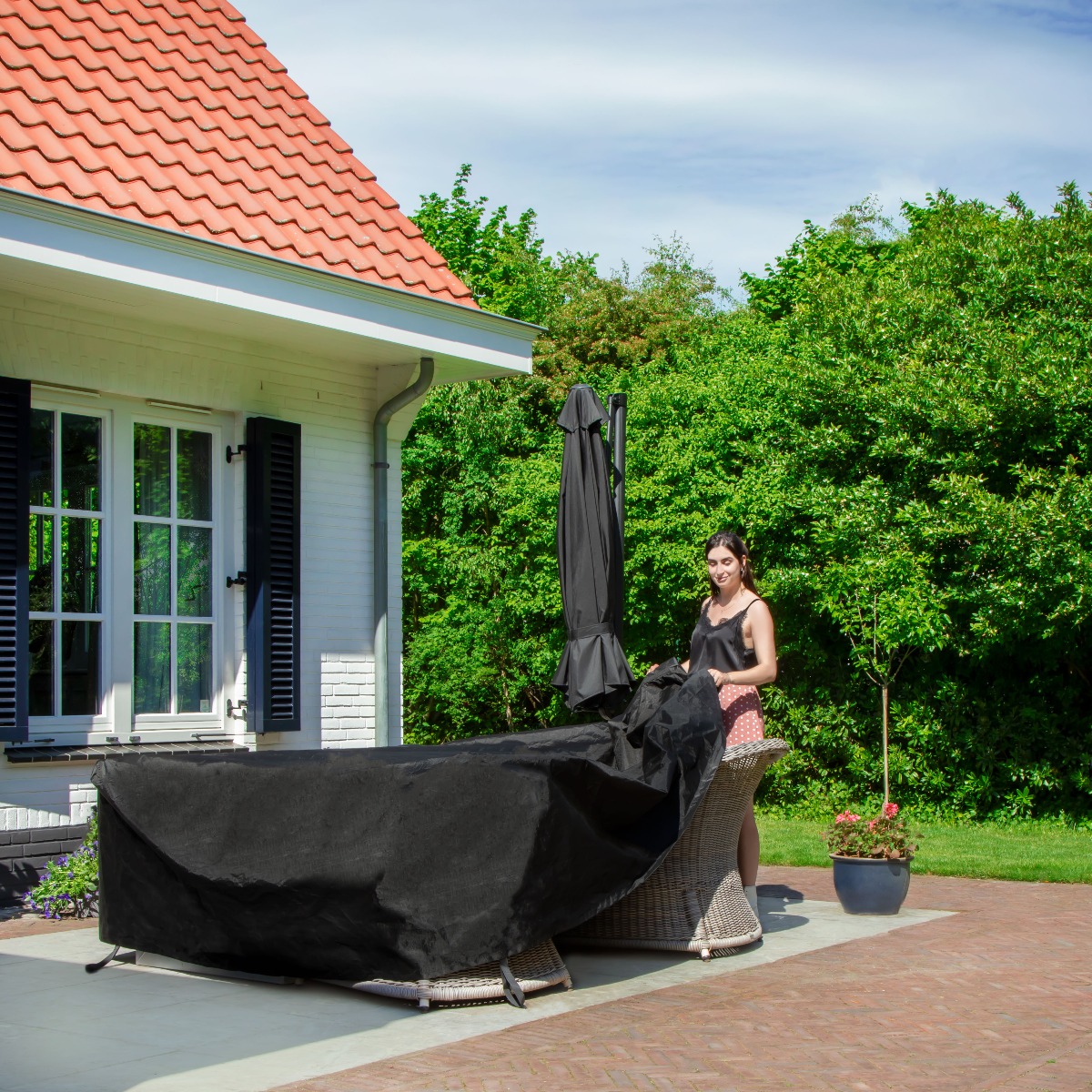 VONROC Copertura protettiva impermeabile da esterno per mobili da giardino 240x180x75cm. Con gancio e cinturino