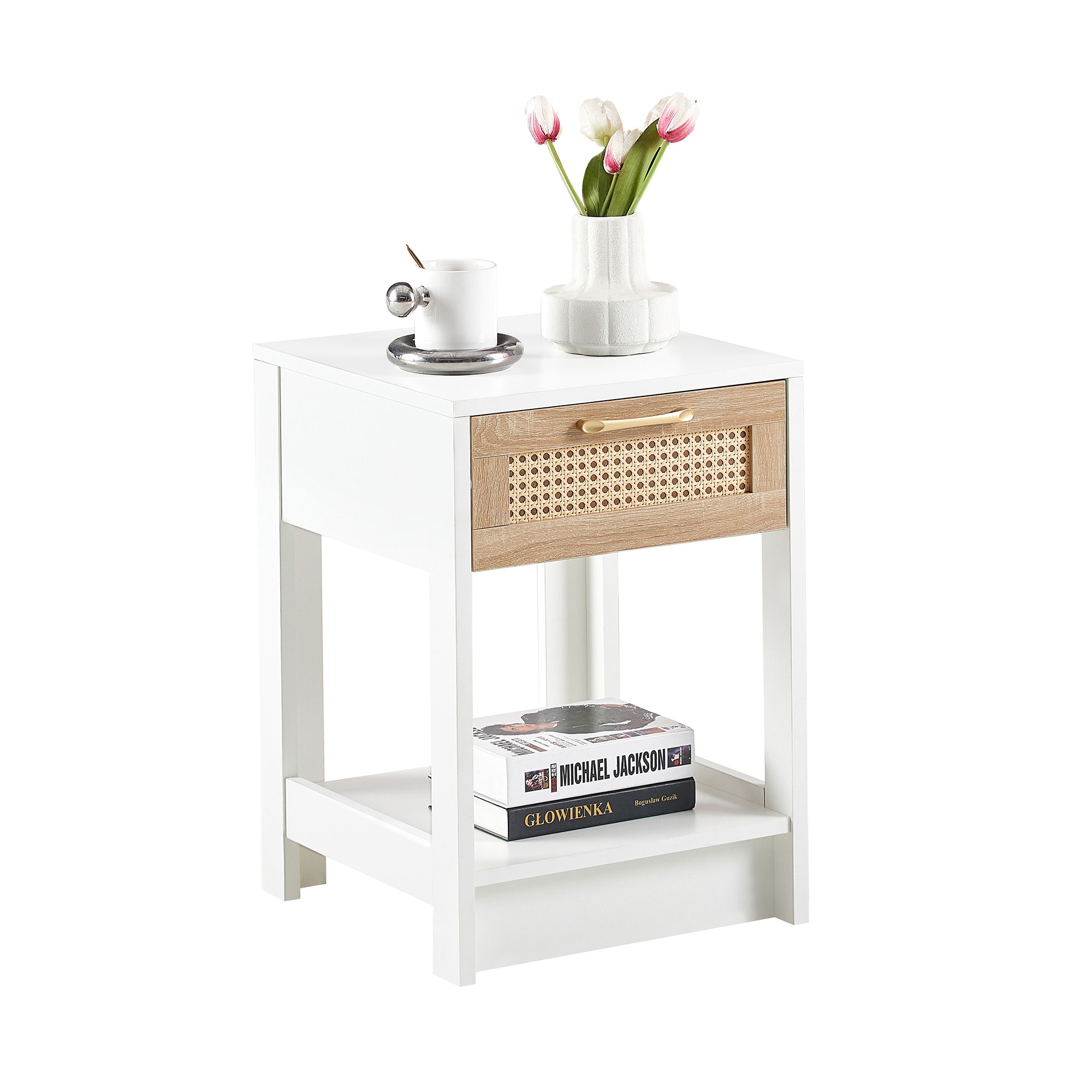 Table d'appoint blanche avec tiroir rotin et déco dessus