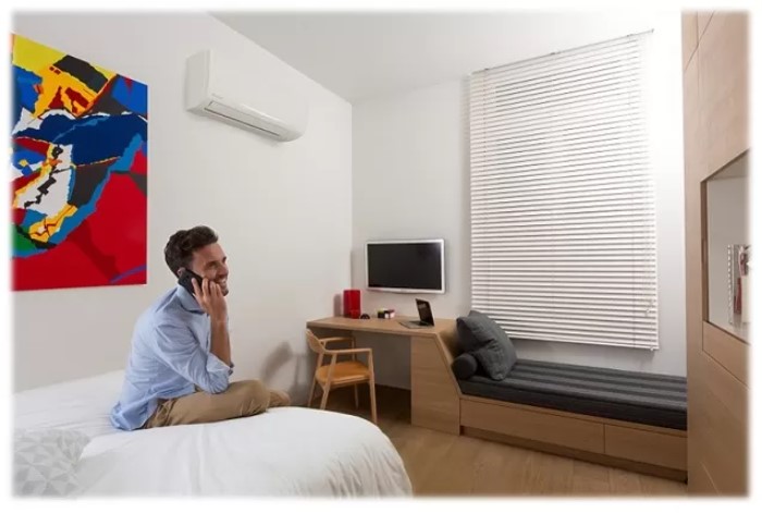 Climatisation Daikin Sensira FTXF42F design mural style=