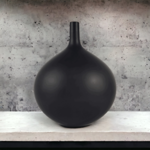 Vase décoratif en céramique noire Venice – 24 cm mat