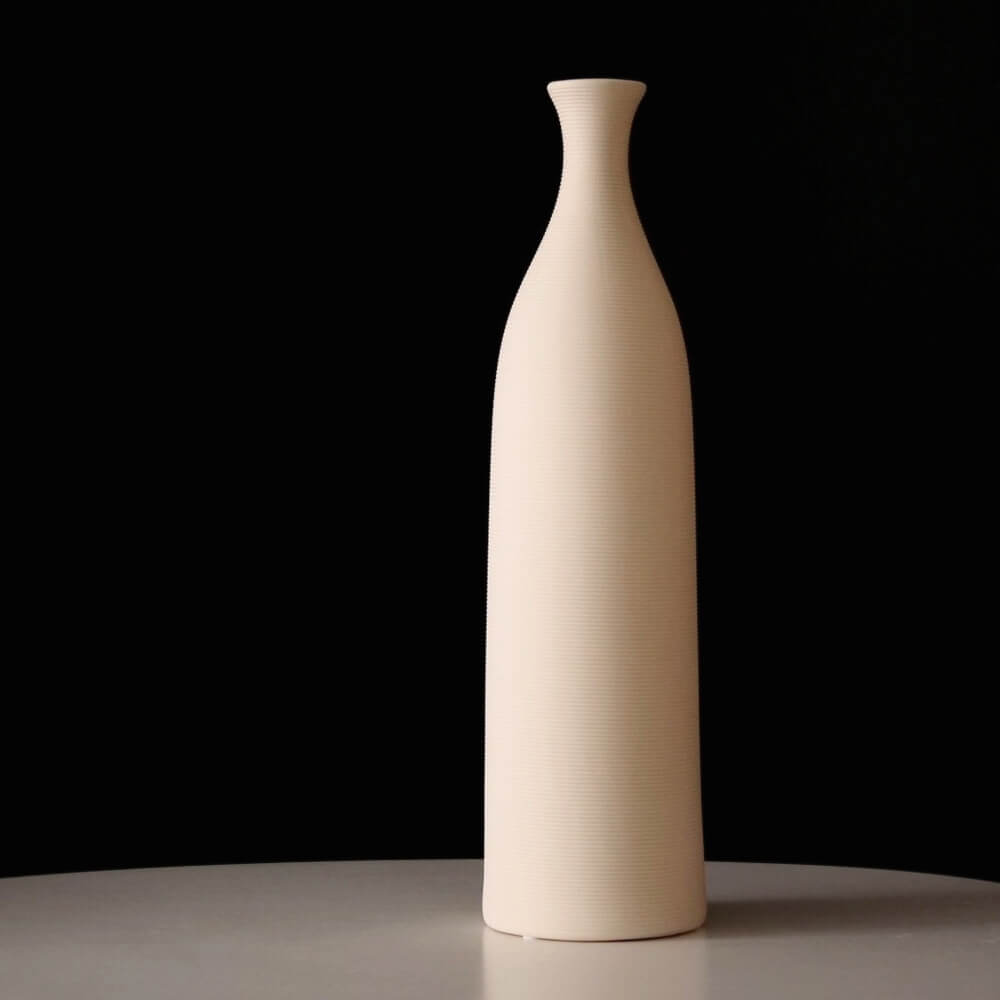 Vase décoratif en céramique blanche, salon
