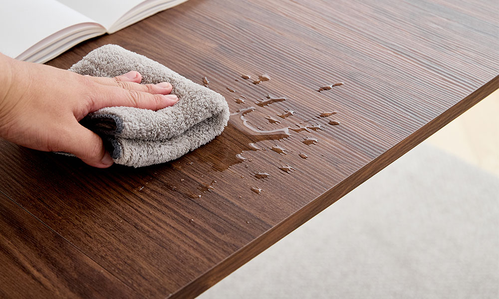 Plateau de la table