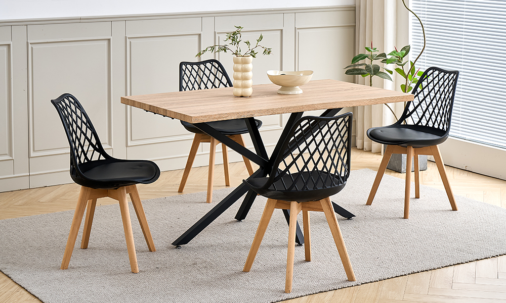 Chaise de salle à manger - vue d'ensemble