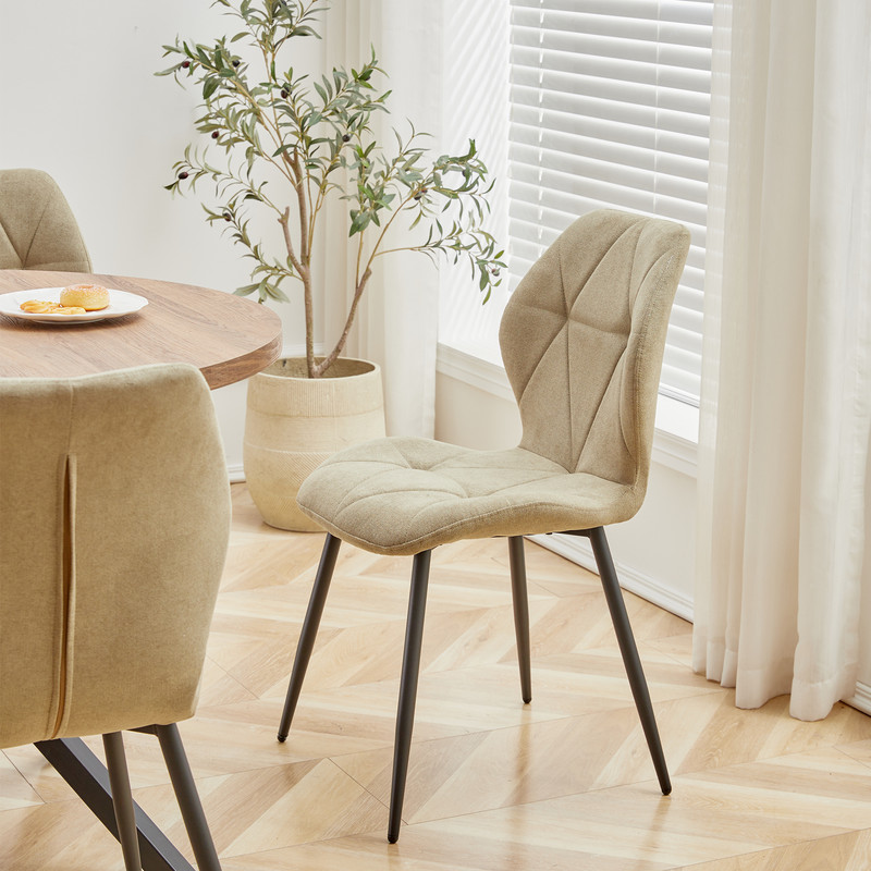 Fauteuil blanc cassé