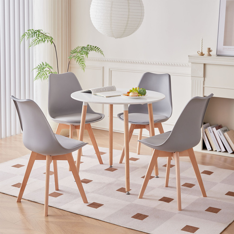 Ambiente minimalista cocina o estudio con mesa y sillas