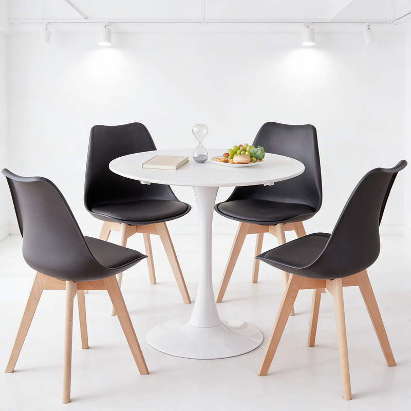 Espace de travail ou studio avec ensemble repas