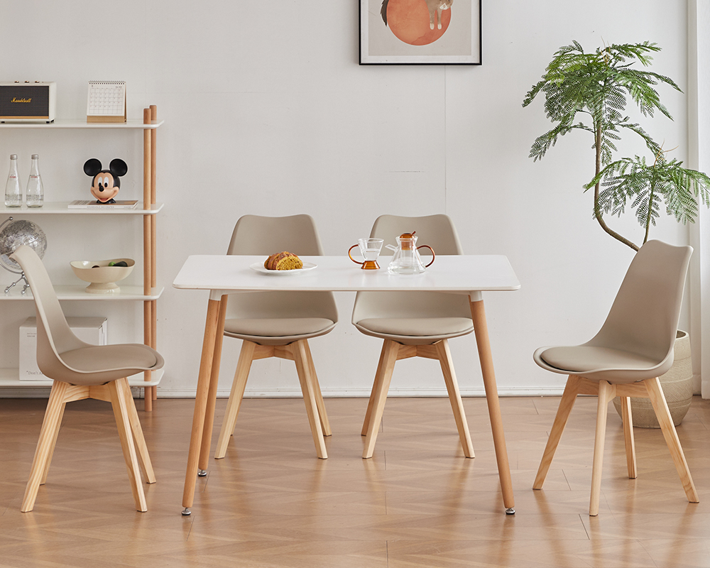 Set di 6 sedie scandinave