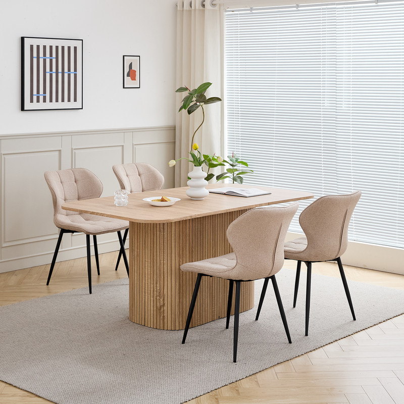 Table à manger - vue d'ensemble