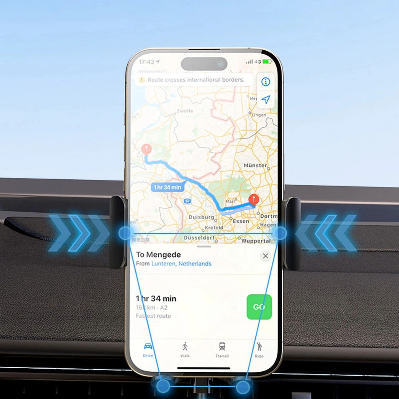 iPhone con navegación mostrada en un soporte para coche Wozinsky wumid con cargador inductivo conectado al salpicadero del coche