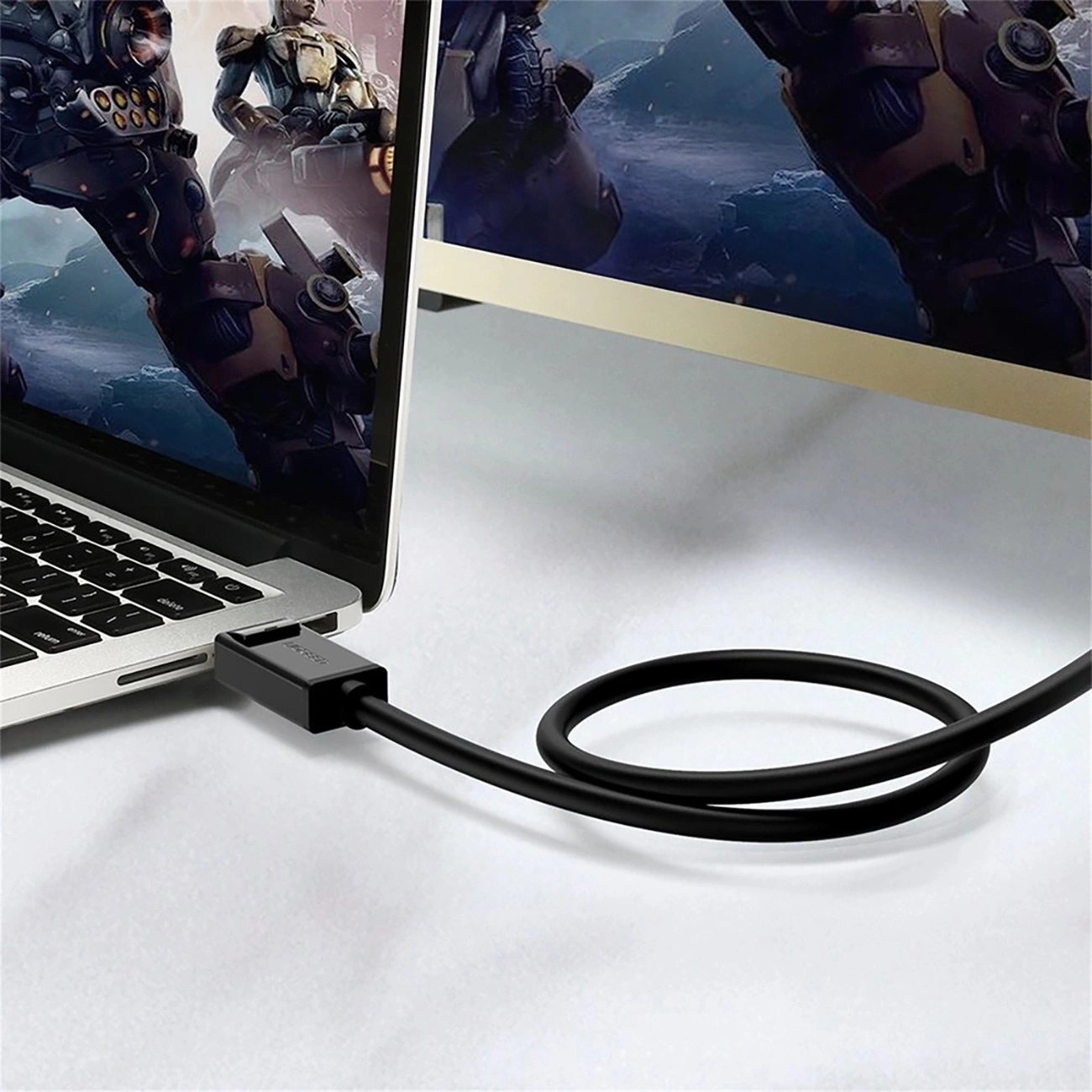 Cavo Ugreen DP102 collegato a un laptop