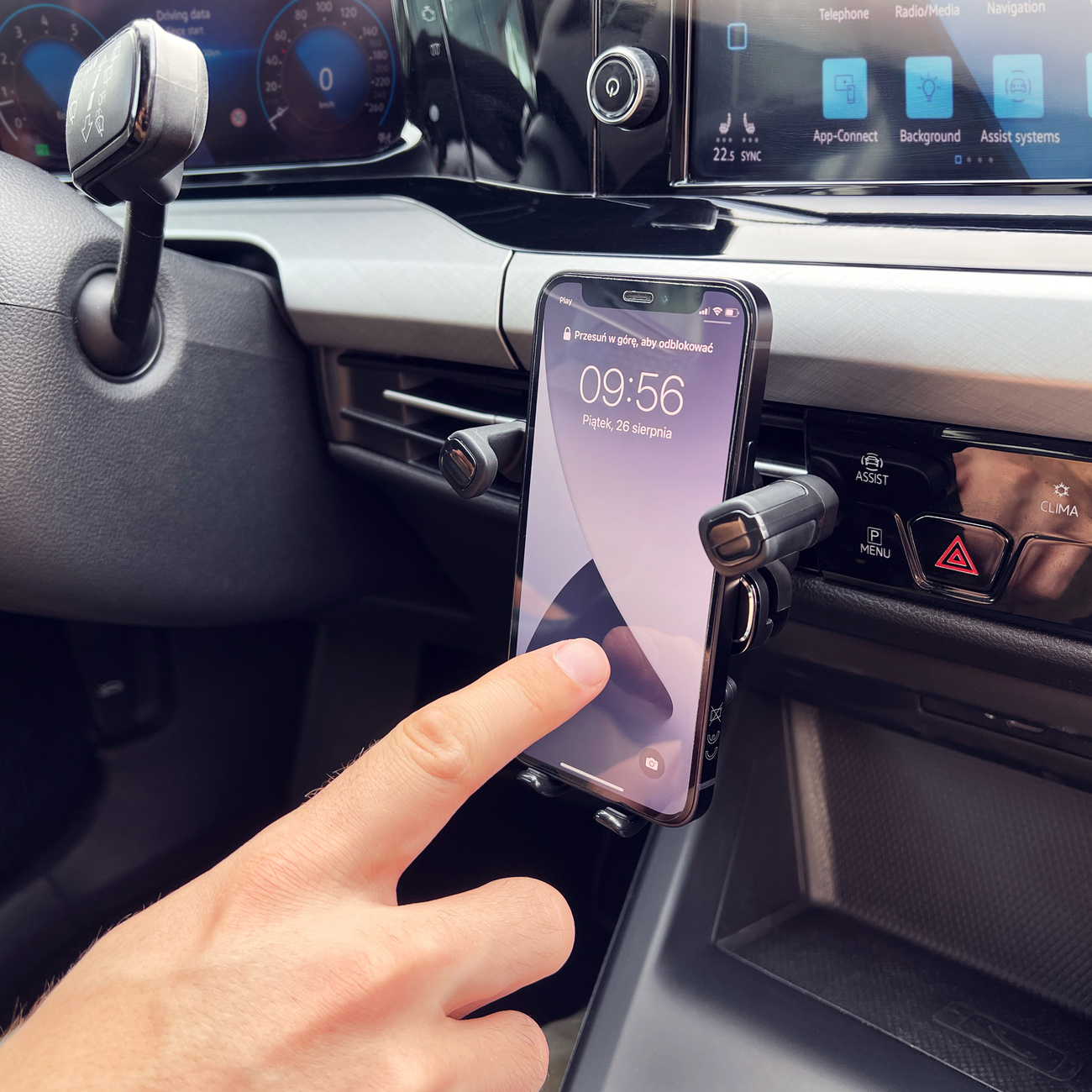 Soporte para parrilla de coche por gravedad Wozinsky WCHBK7 con teléfono acoplado